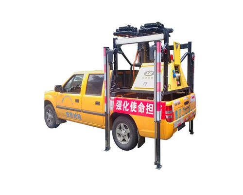 自動(dòng)裝卸移動(dòng)照明燈塔皮卡裝車示意圖